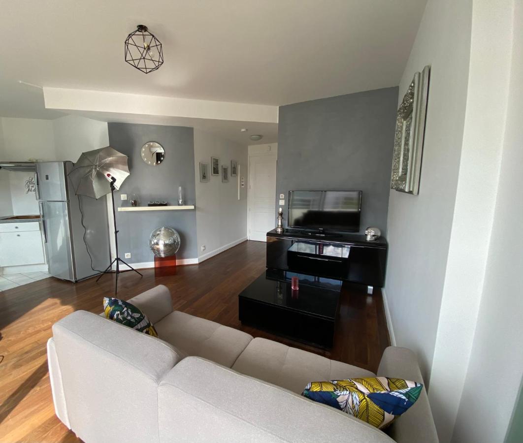 Charmant Appartement En Bord De Cher Saint-Avertin Eksteriør bilde