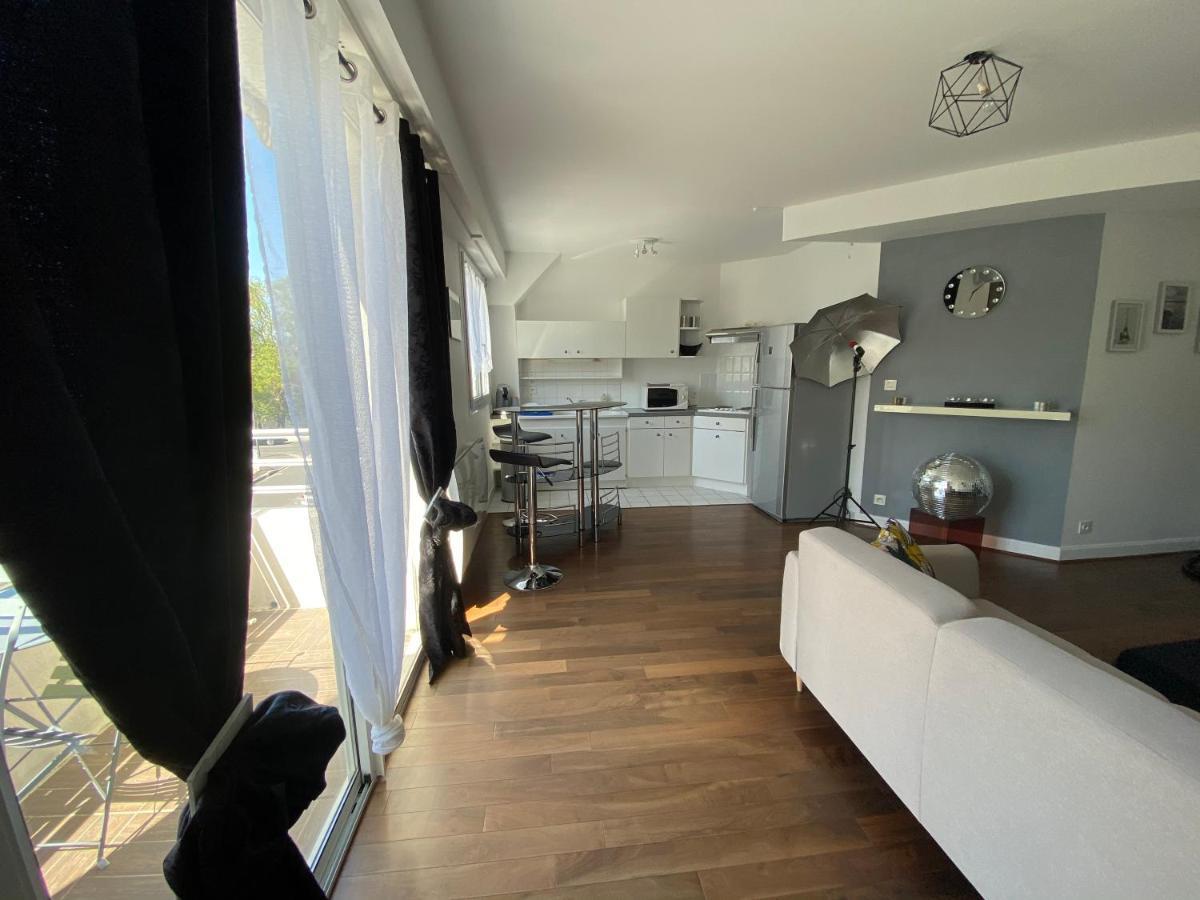 Charmant Appartement En Bord De Cher Saint-Avertin Eksteriør bilde