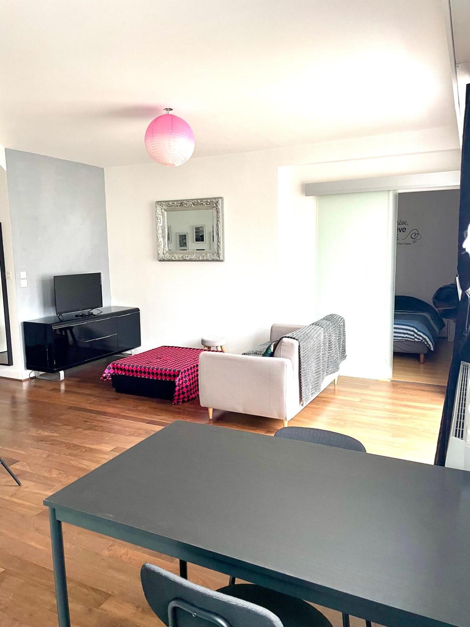 Charmant Appartement En Bord De Cher Saint-Avertin Eksteriør bilde